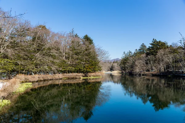 Vacker sjö i Karuizawa — Stockfoto