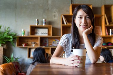 kadının kahvesini Cafe