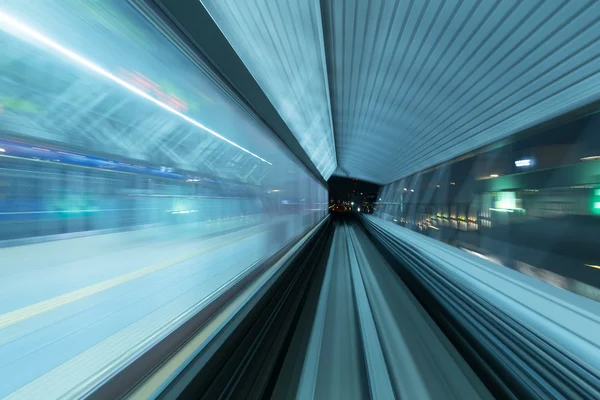 Monorail motion blur on the Yurikamome in Tokyo — Stock Photo, Image