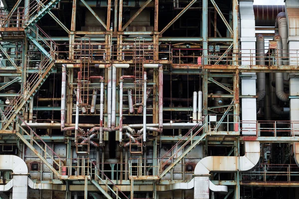 Bâtiments industriels dans une grande usine — Photo
