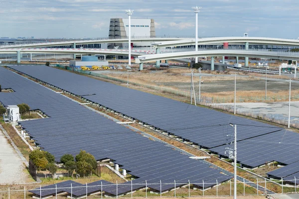 Paneles solares modernos — Foto de Stock