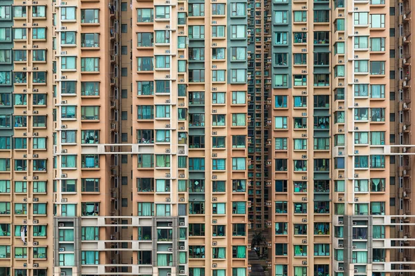 Многоквартирный дом в Гонконге — стоковое фото