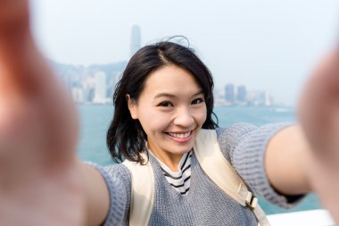 hong Kong selfie alarak kadın