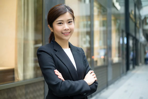Fiatal ázsiai üzletasszony üzleti öltöny — Stock Fotó