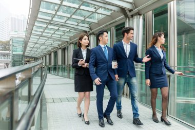 Grup çok etnik iş adamları