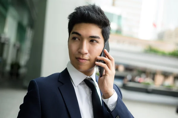 비즈니스 정장에 젊은 아시아 사업가 — 스톡 사진