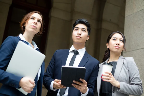 Grupo de personas de negocios multiétnicos —  Fotos de Stock