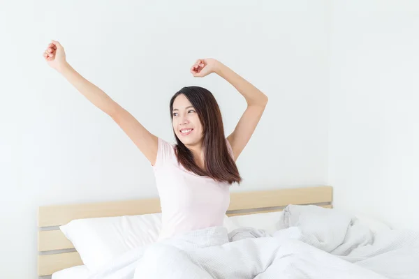 Woman stretching in the morning — Stock Photo, Image