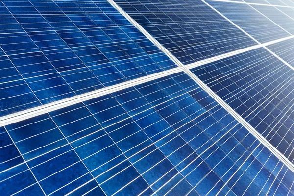 Paneles solares modernos — Foto de Stock