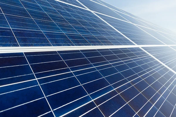 Moderne zonnepanelen — Stockfoto