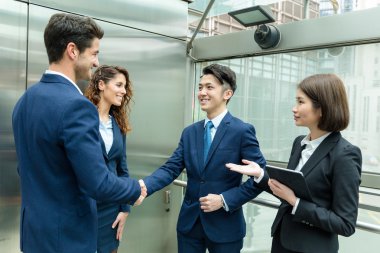 Grup çok etnik iş adamları