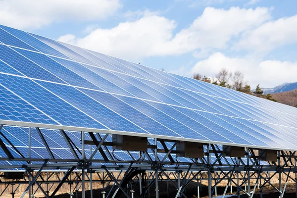 Paneles solares modernos — Foto de Stock