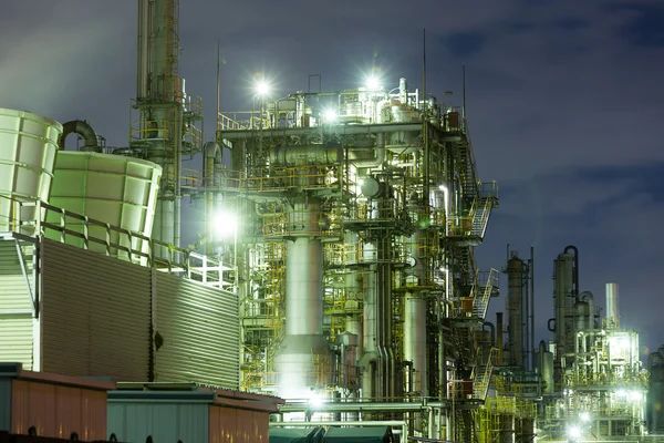 Industrial complex working at night — Stock Photo, Image