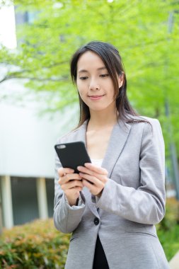 iş takım elbiseli genç Asyalı işkadını