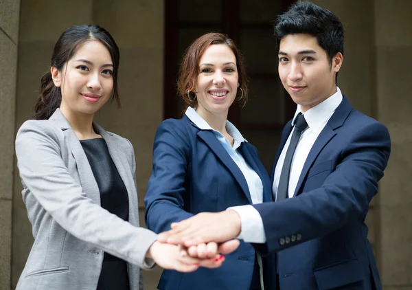 Gruppe multiethnischer Geschäftsleute — Stockfoto