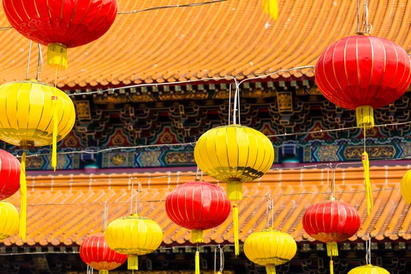 Decorazione festiva della lanterna cinese — Foto Stock