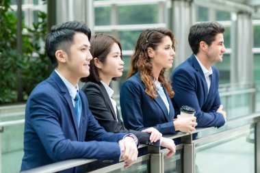 Grup çok etnik iş adamları