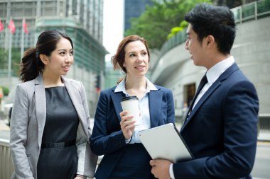 Grup çok etnik iş adamları