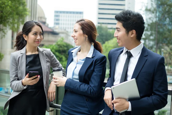 Grupo de personas de negocios multiétnicos — Foto de Stock