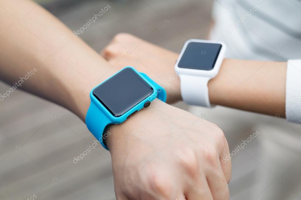 smartwatch for couples