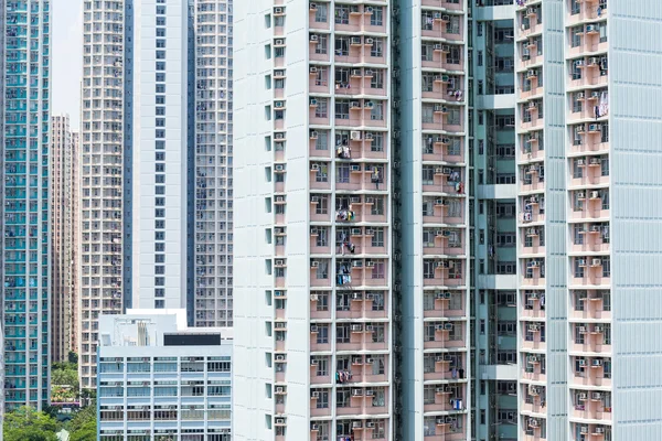 Fachada de edifícios altos — Fotografia de Stock