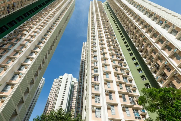 Многоквартирные дома в Гонконге — стоковое фото