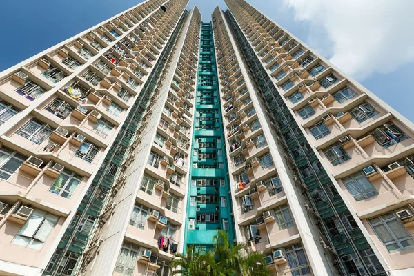 Residential building to the sky — Stock Photo, Image