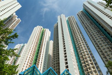 Düşük açılı binalardan