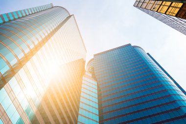 Ofis binaları cam duvarlı