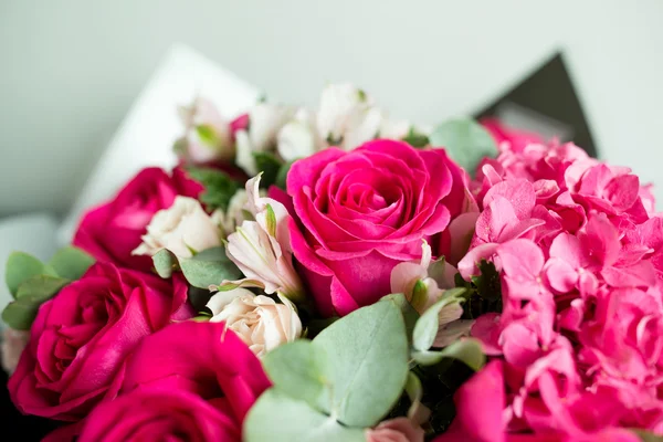 Bouquet de fleurs de roses — Photo