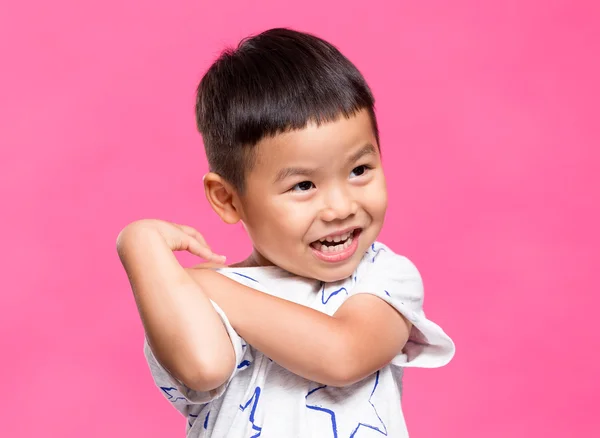 Pouco asiático menino sentindo tímido — Fotografia de Stock