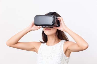 Yine de Vr aygıt izlerken kadın
