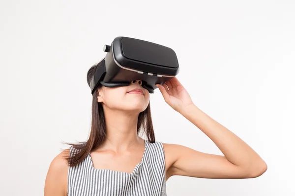 Woman looking though VR — Stock Photo, Image