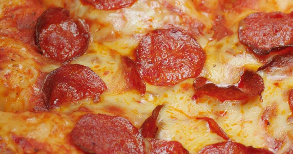 Hot Peperoni Pizza Close — Stockfoto