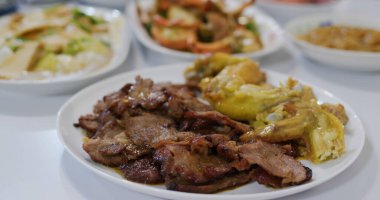 Çin usulü ev yemeği.