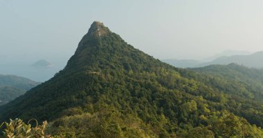 Hong Kong 'da güzel bir sıradağ, High Junk Peak