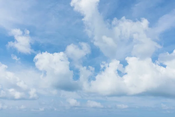 Céu Azul Bonito Com Nuvem Branca — Fotografia de Stock