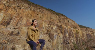 Kadınlar Geo Park manzarasının keyfini çıkarın.