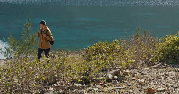 Viaje Mujer Geo Park Hong Kong — Foto de Stock