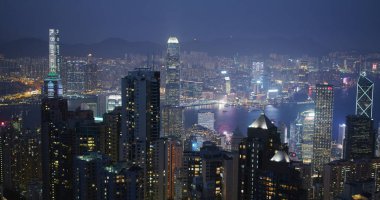 Victoria Peak, Hong Kong - 05 Şubat 2021: Hong Kong gece gökyüzü