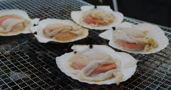 Fresh Scallop Barbecue Net — Stock Photo, Image