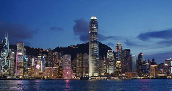 香港维多利亚港 2021年4月14日 香港之夜 — 图库照片