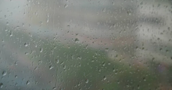 Bei Schlechtem Wetter Aufs Fenster Regnen — Stockfoto