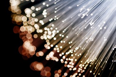 Fiber optik kablo