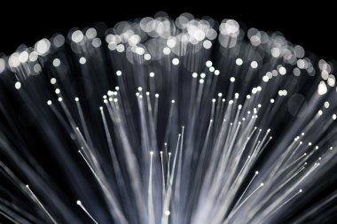 Fiber optik kablo