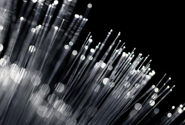Fiber optik kablo