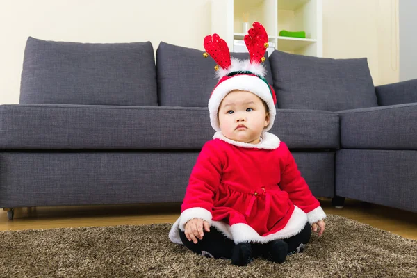 Baby girl with christmas dressing — Stock Photo, Image