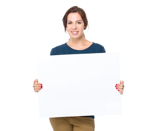 Mujer con tablero en blanco — Foto de Stock