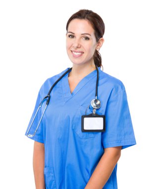 Steteskoplu kadın doktor.