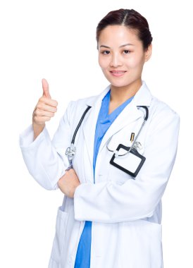 başparmak ile kadın doktor